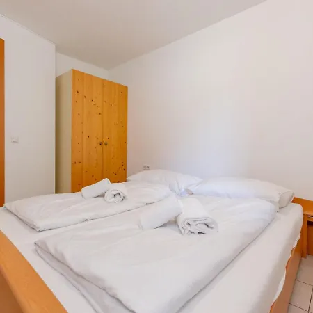 Spacious With Sauna, Near The Centre Apartman *